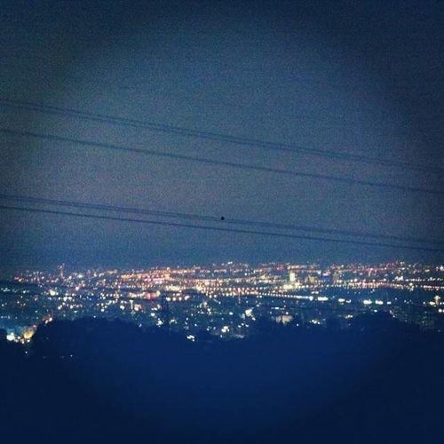 夜色未眠,探寻都市夜晚的宁静与繁华